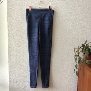 Athleta • blue jacquard Chaturanga tight